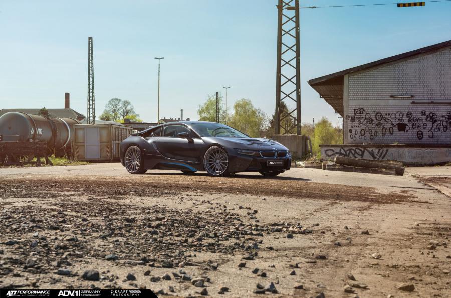  BMW i8 on ADV.1 Wheels (ADV15MV2SL) 2015 года  (фото 10 из 10)